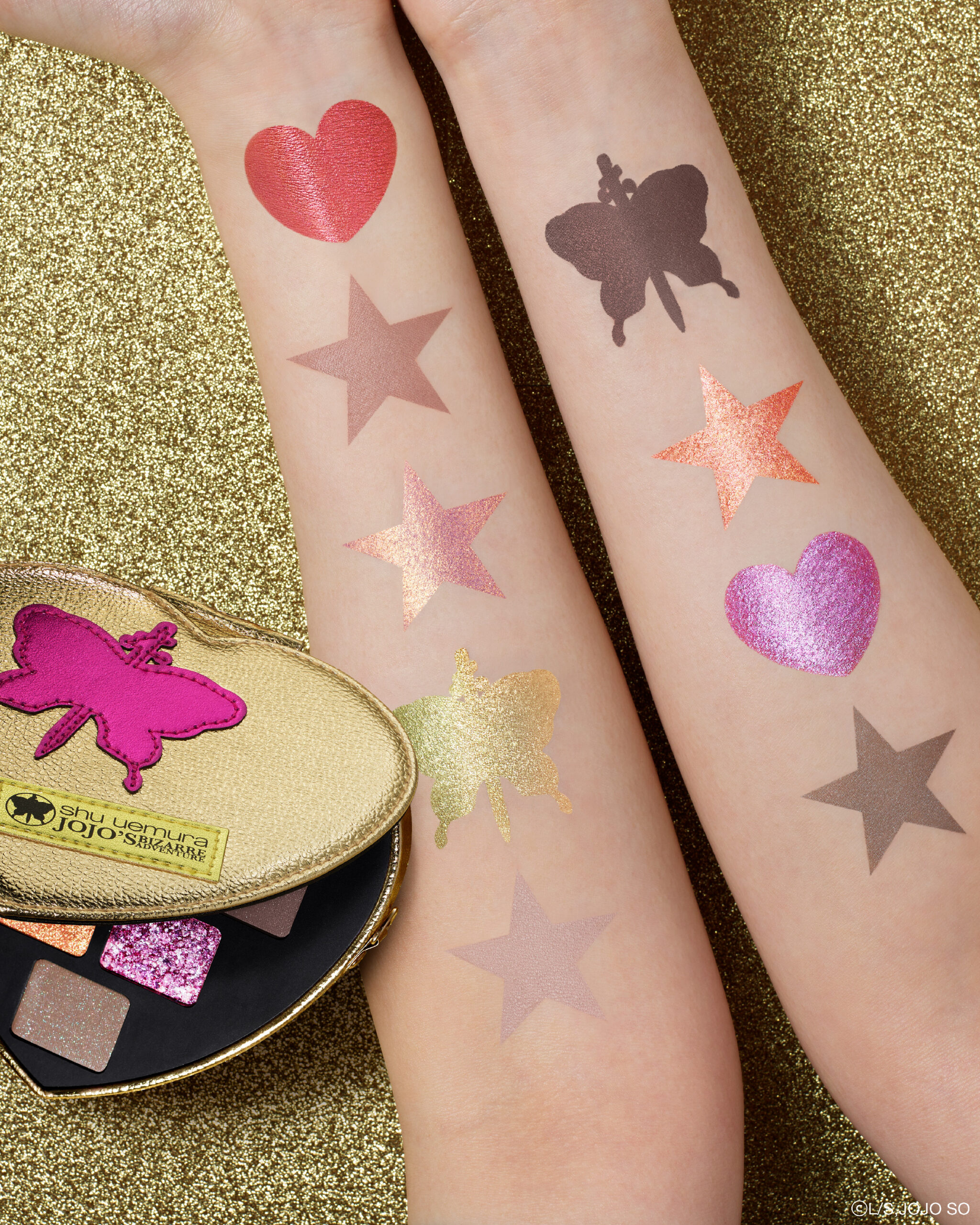 植村秀 石之海奇幻眼影組合試色