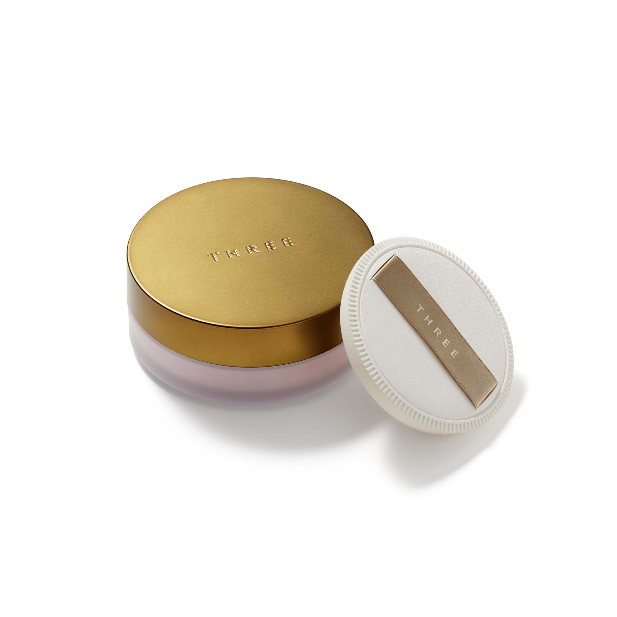 THREE 柔光極致晶透蜜粉 $490