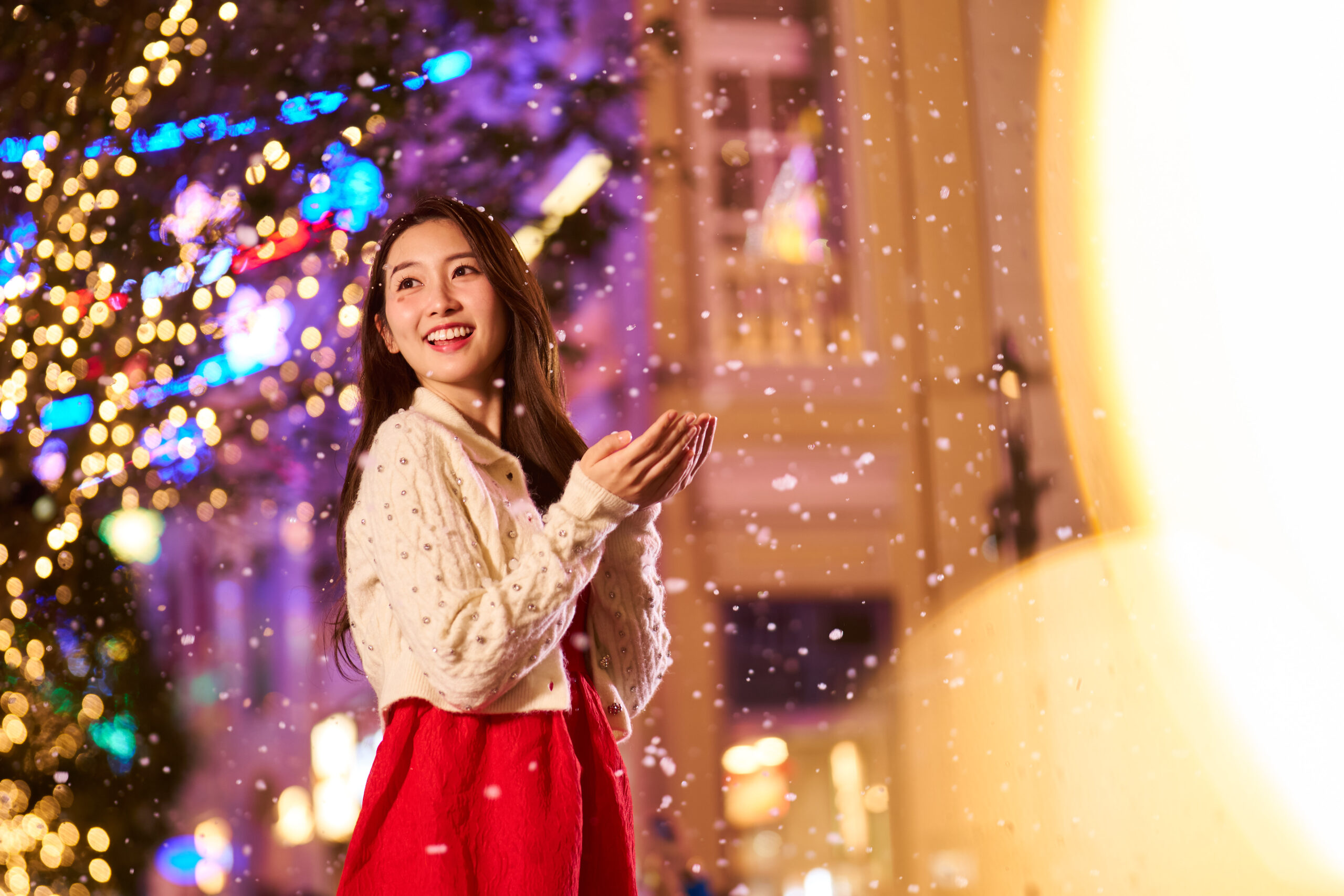 飄雪匯演是每年利東街的冬日重點活動之一