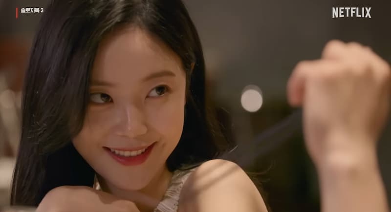 尹廈情在遇到自己有好感的男生時，她直接表達了自己的想法，並展現出她真實的一面。