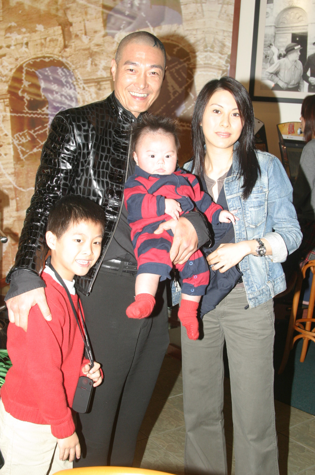 黎淑賢曾與盧惠光有過一段婚姻。