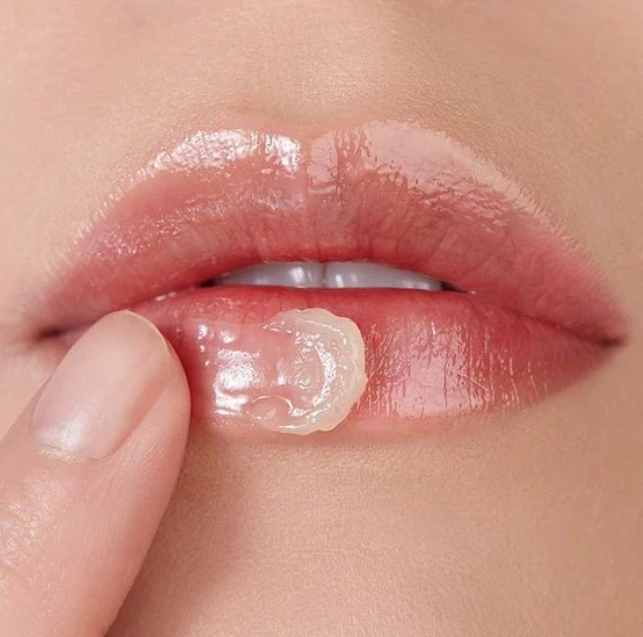 唇部保養法寶：睡前必備