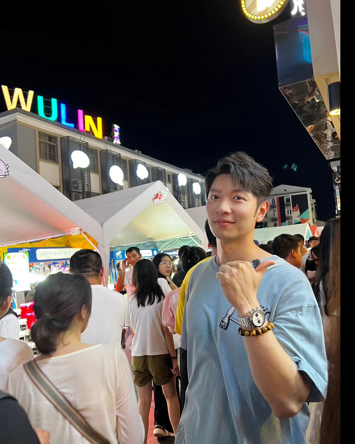 高鈞賢曾一度被傳落魄到做洗車工。