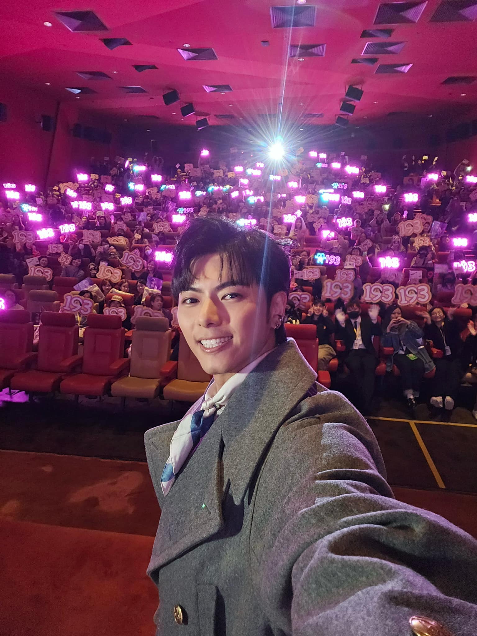 屬蛇明星代表：193郭嘉駿