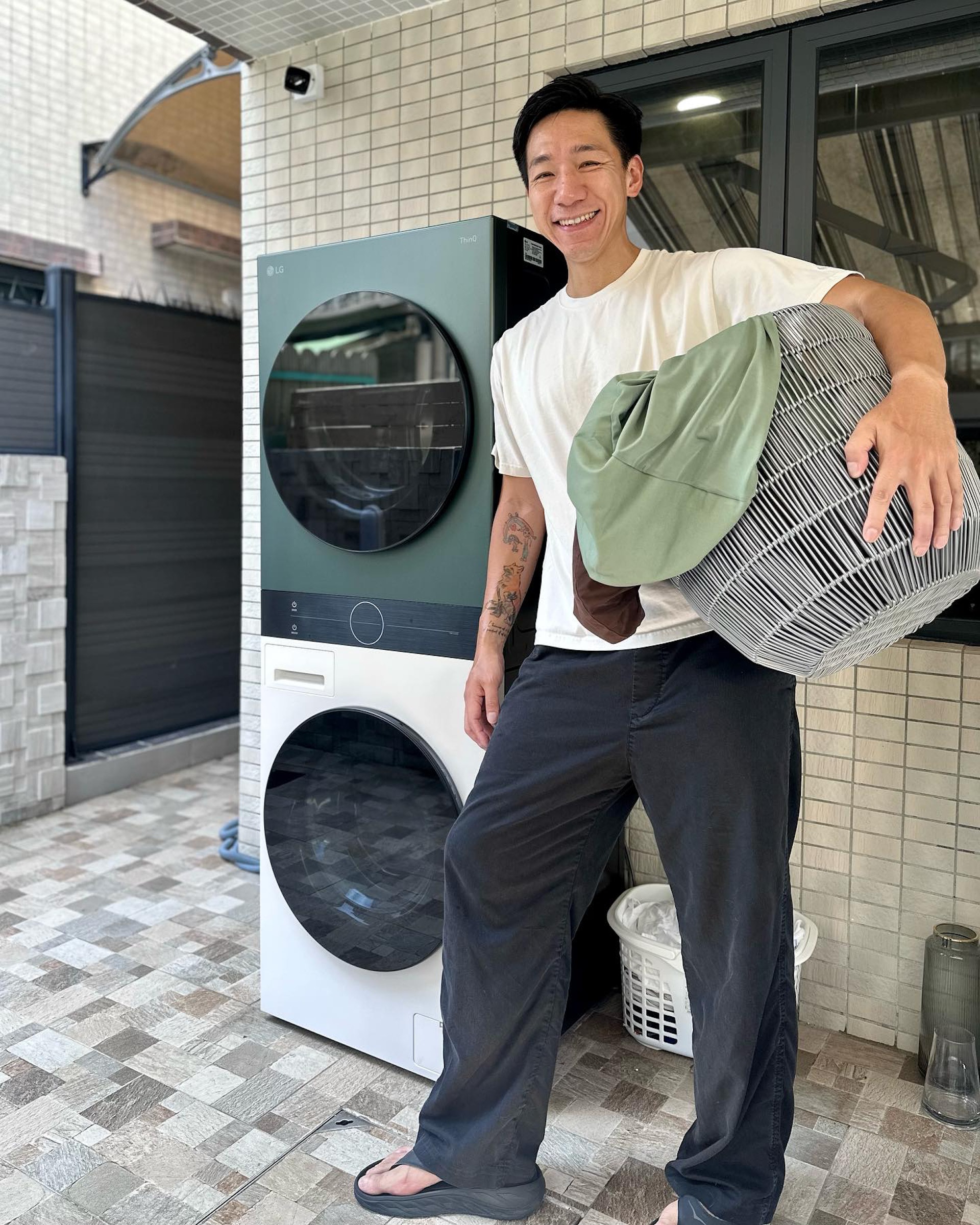 柳俊江自爆已搬屋。