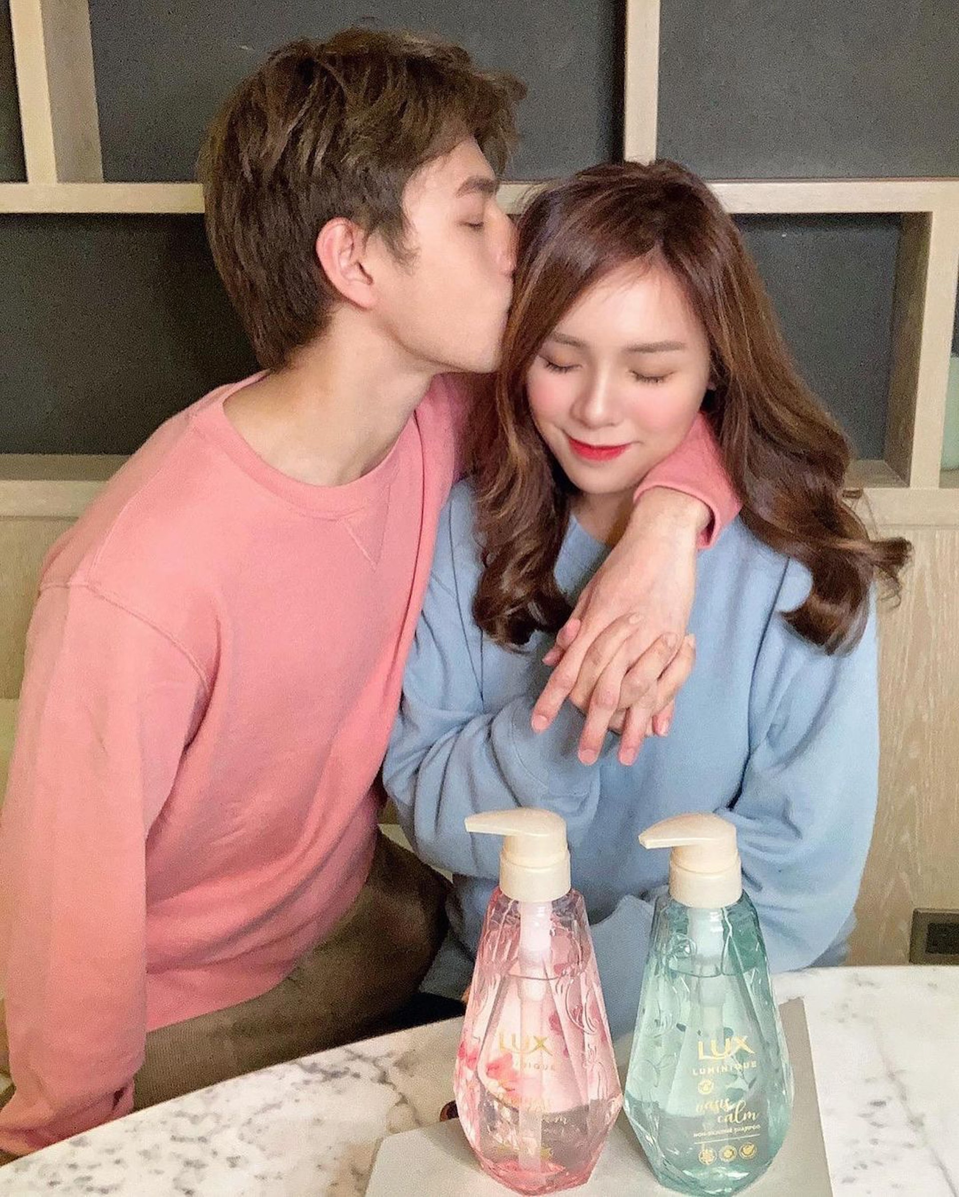 雖然Jeffrey與Evelyn是相差4年的姐弟戀，但他為了拉近彼此距離而時刻提醒自己要努力上進。