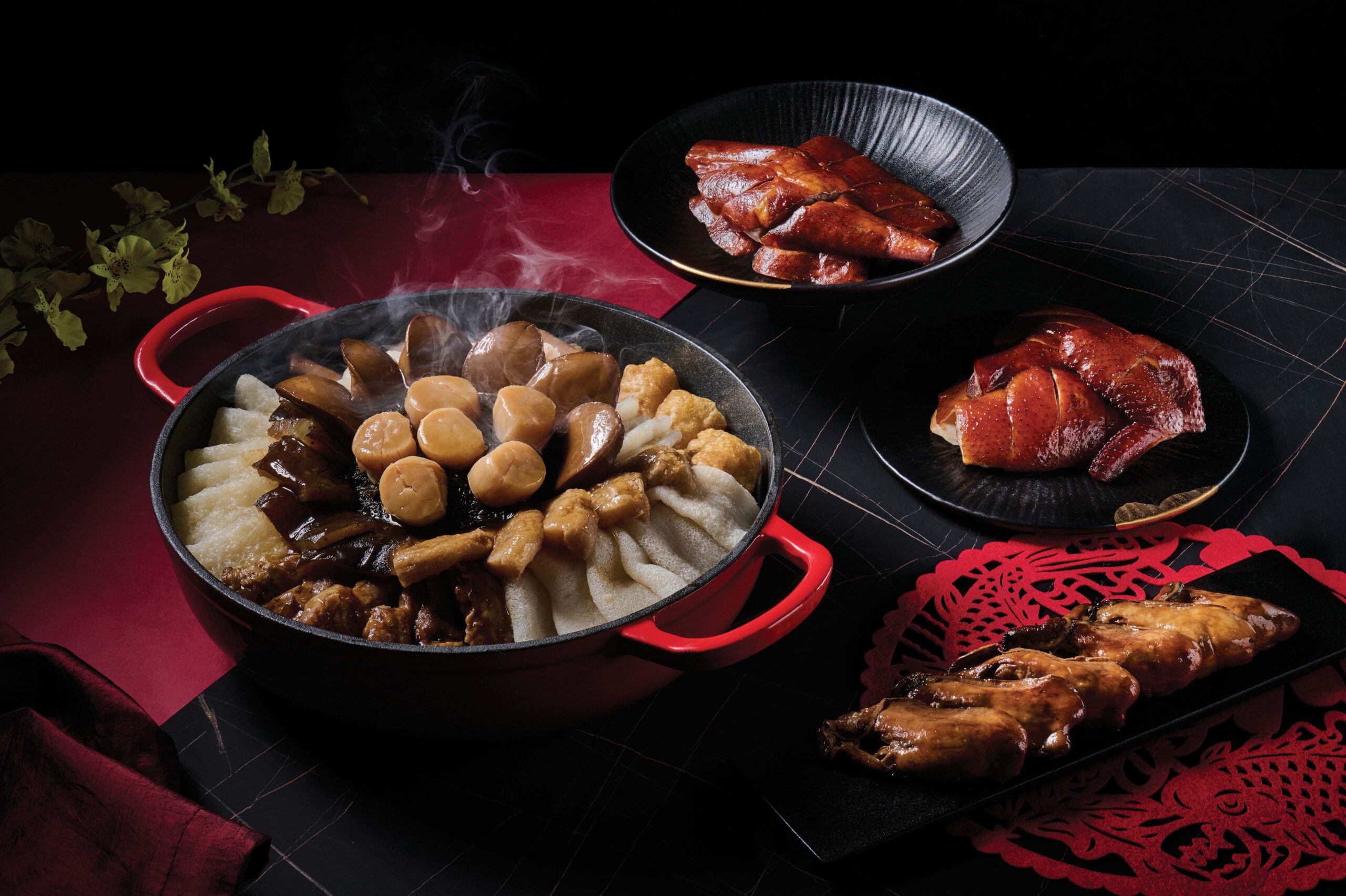 米芝蓮中菜廳萬豪金殿的外賣盆菜。