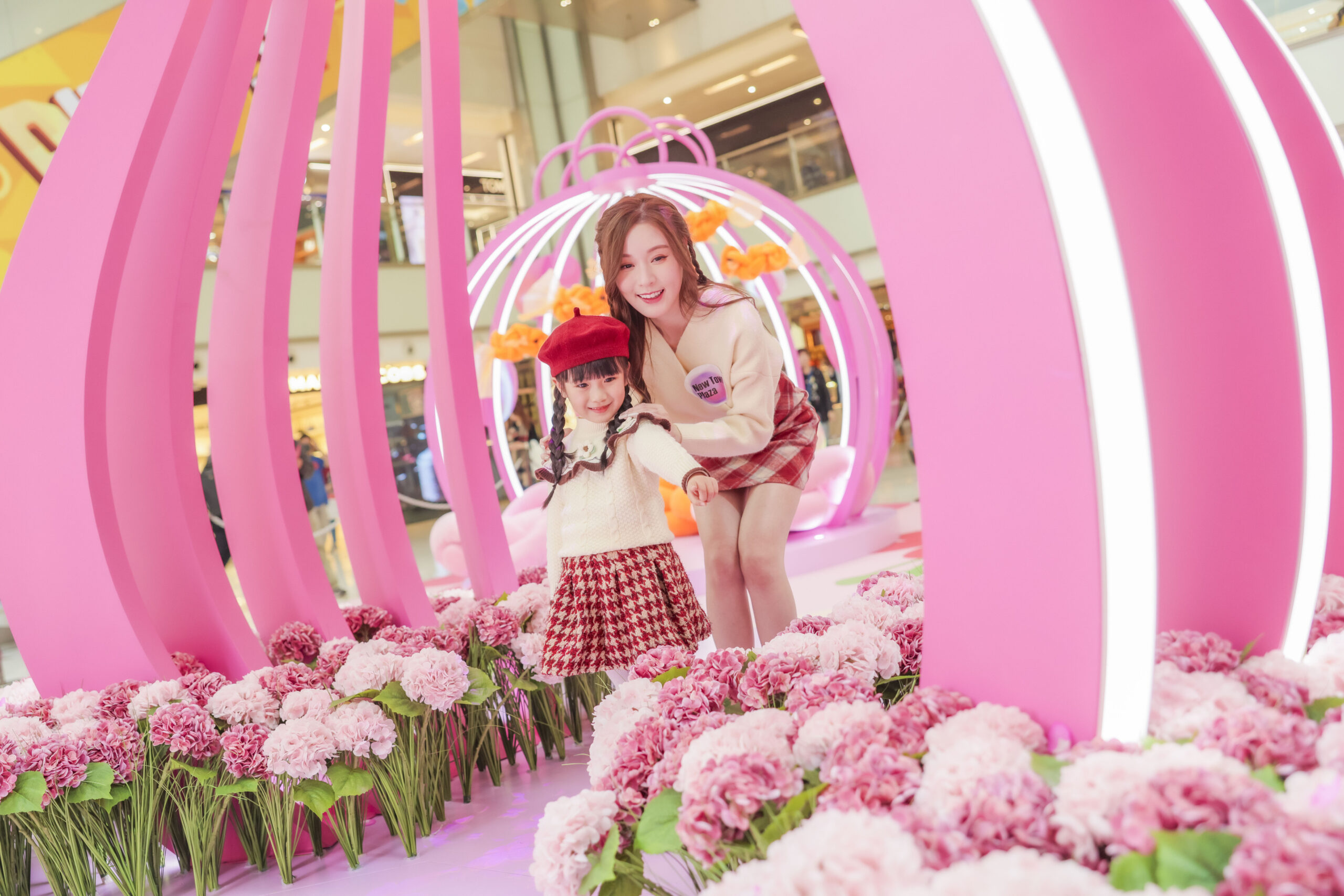 新城市廣場唯美雲朵花瓶