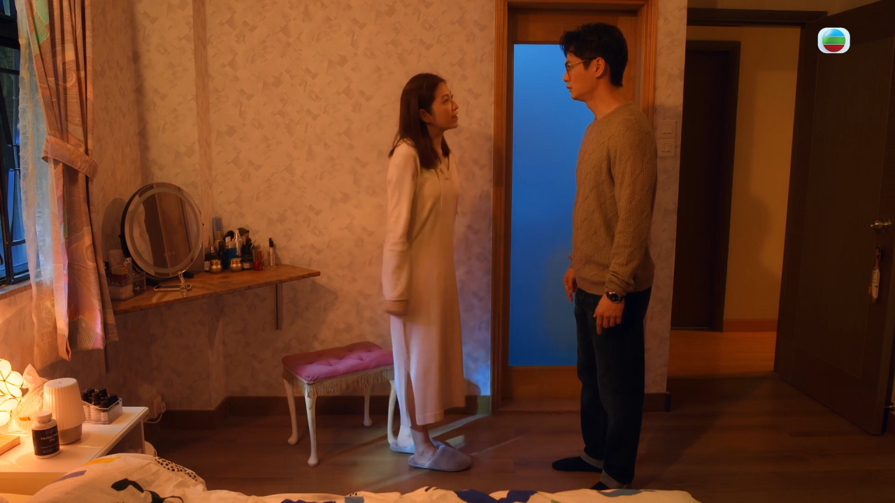 「明芯」發現「善仁」將婚外情寫成小說抒發情感。