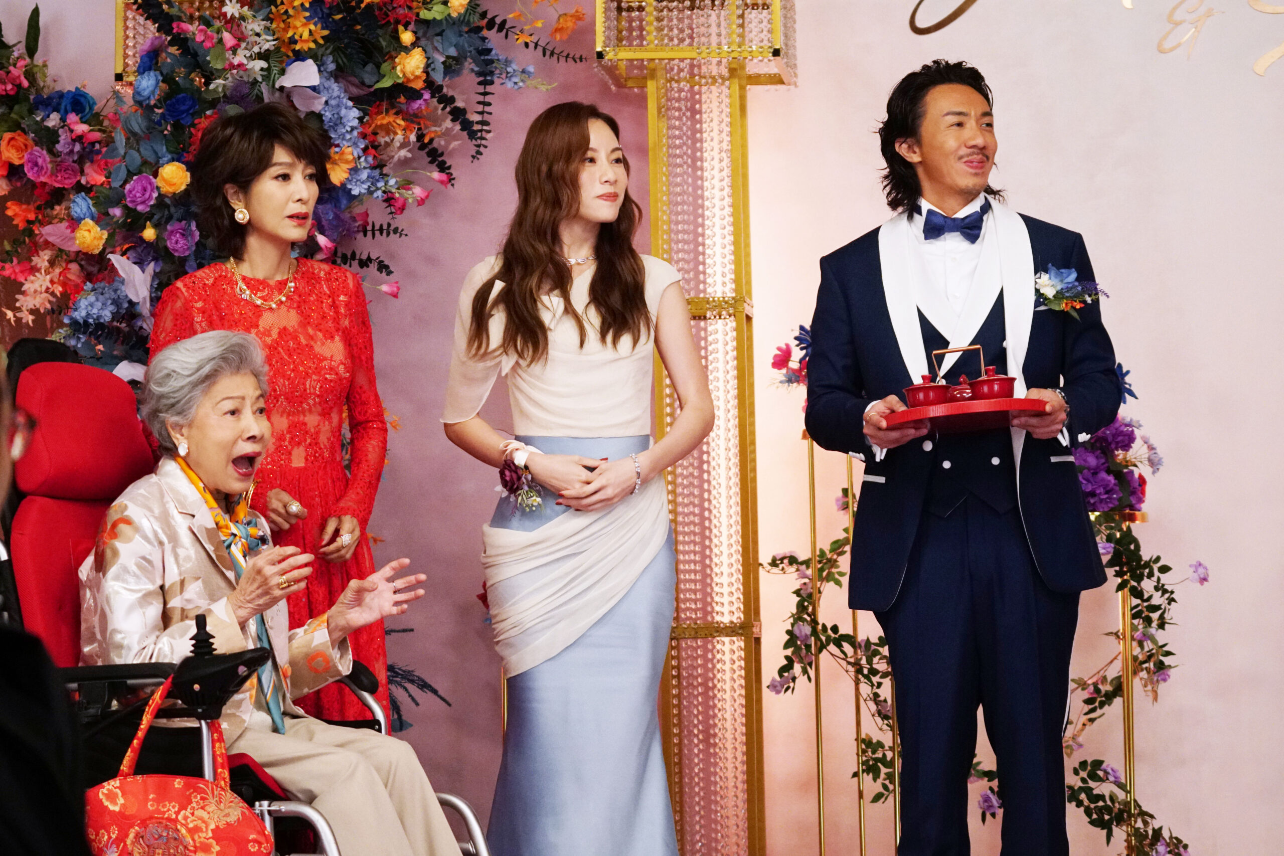 雖然「大佬」黃子華缺席，但續集仍有原班人馬「Monica」鄧麗欣、「二佬」張繼聰等人。