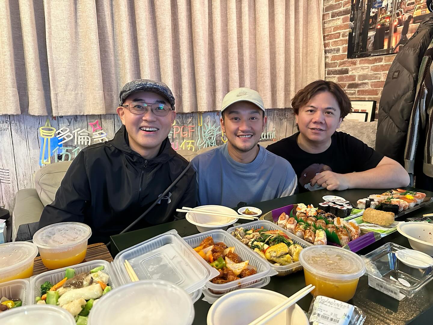 吳浩康接受YouTube節目《周五有周伍》訪問,透露自己當初為何會放下身段,轉行做地盤的原因。