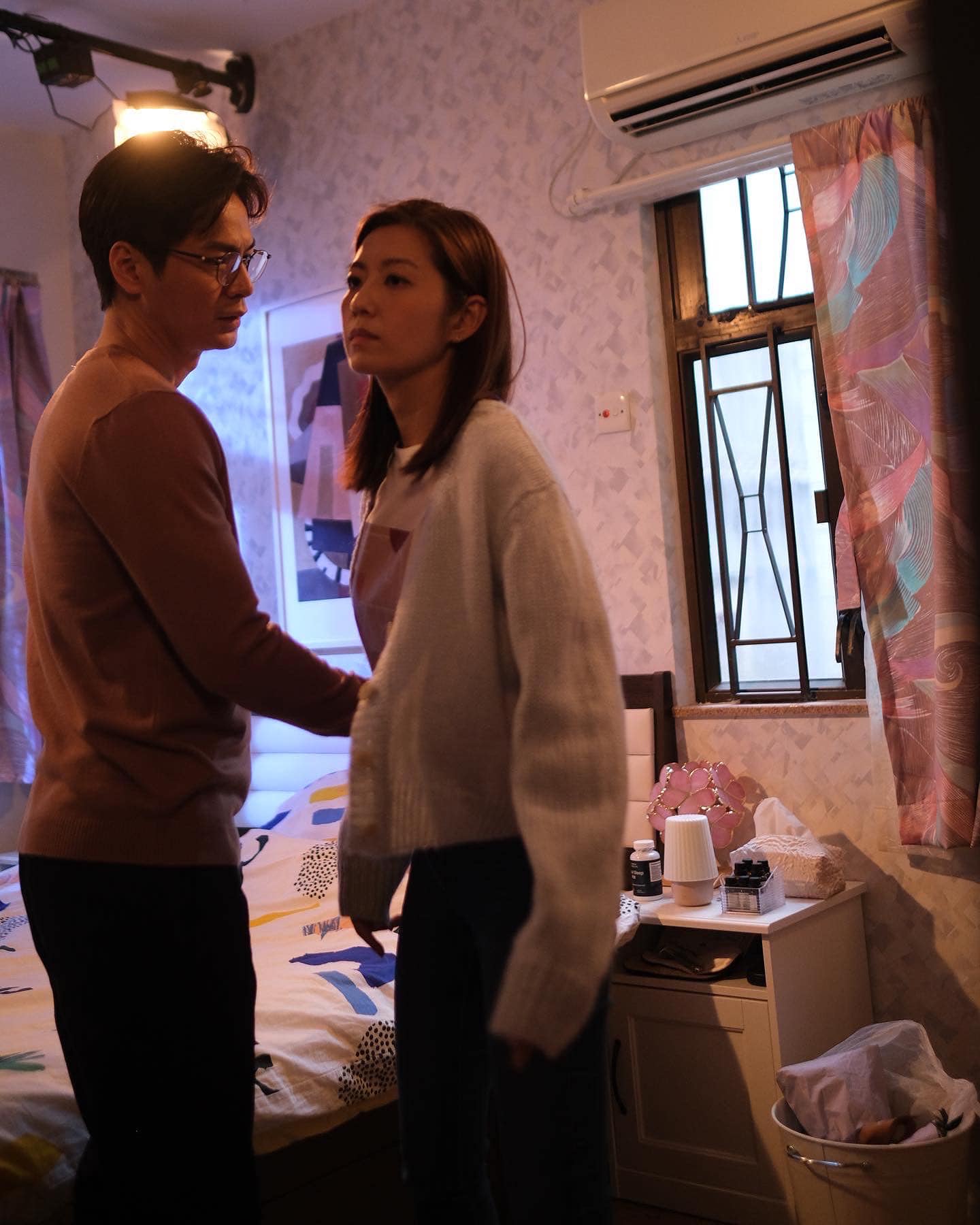 陳自瑤與羅子溢飾演夫妻。