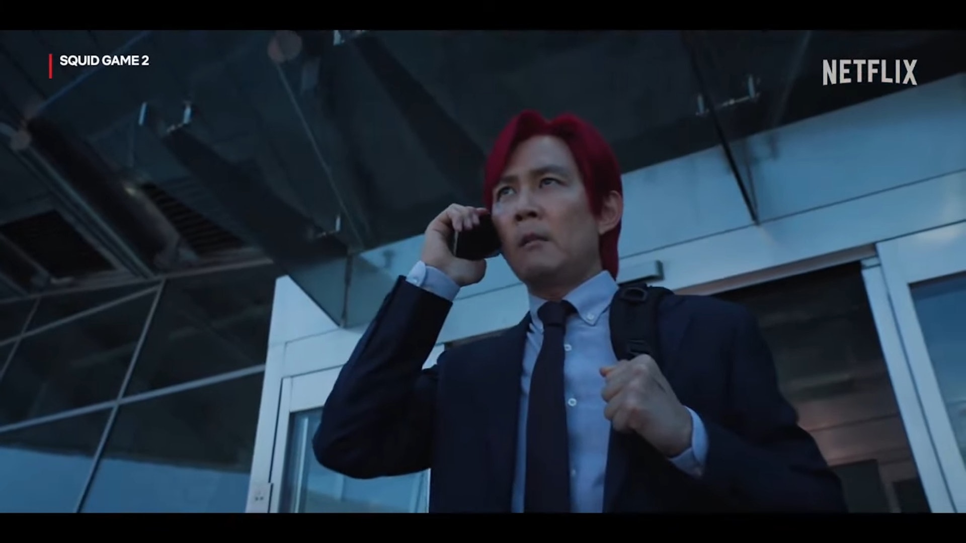 成奇勳（李政宰 飾）說：「不論付出多少的代價，我會找到你們！」以此正式展開第二季故事。