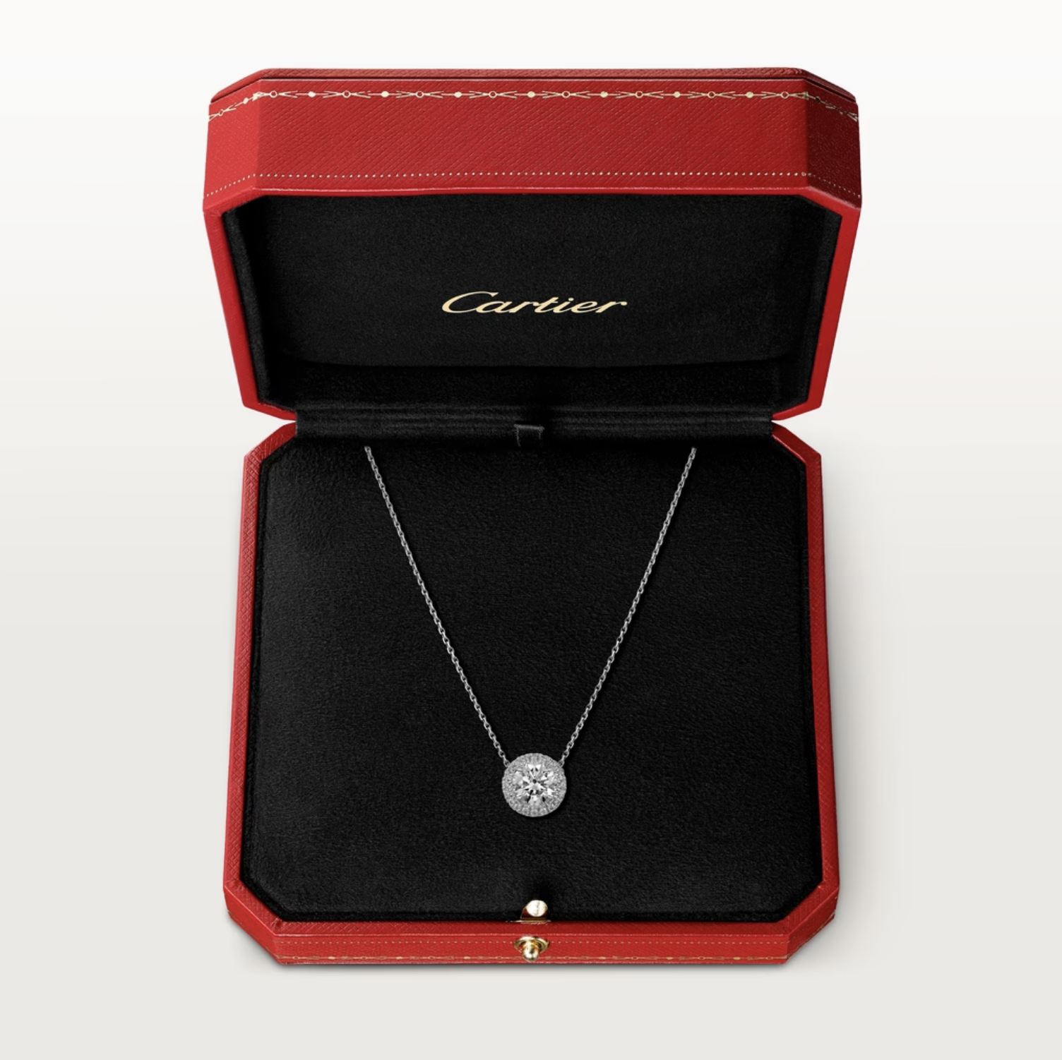 Cartier DESTINÉE系列主要展現諧和柔美的線條