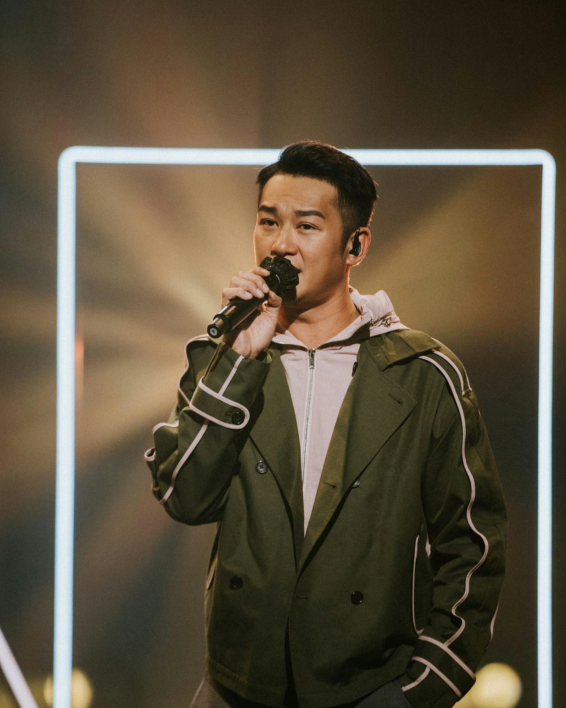 吳浩康當年憑「靚仔版陳奕迅」之名出道。