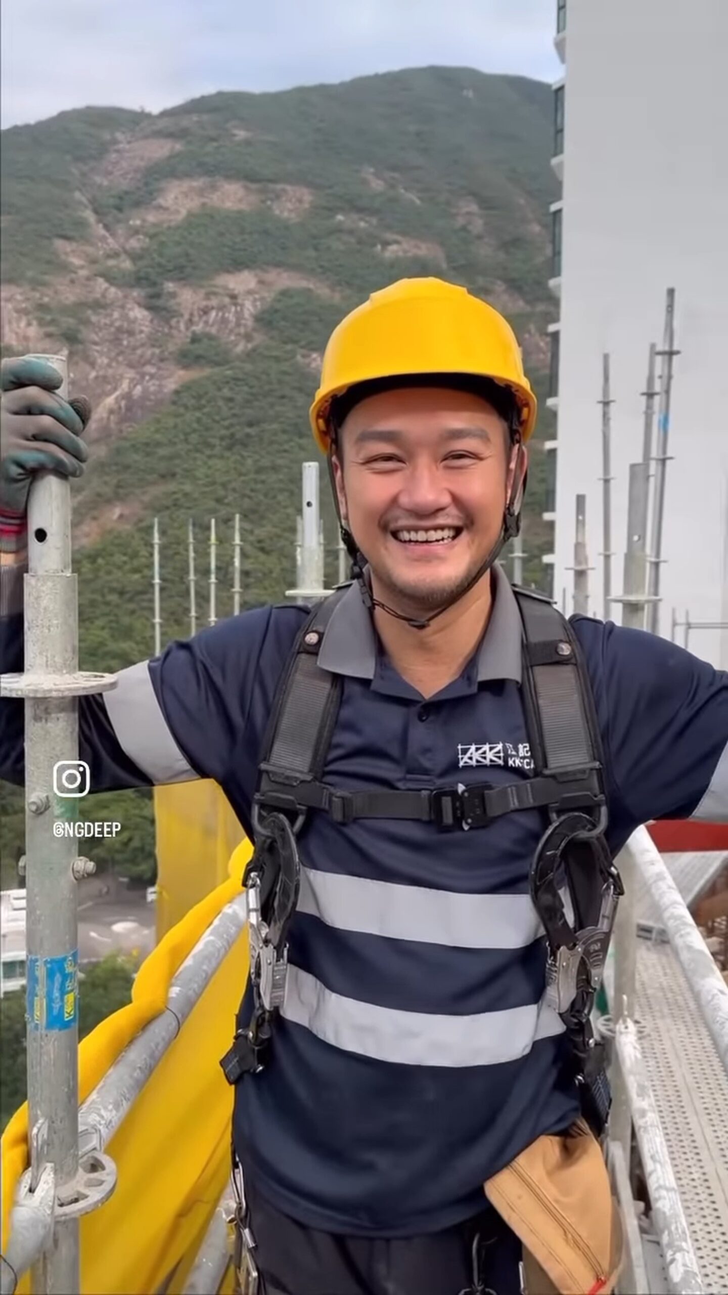 吳浩康不想家人捱餓而做地盤。