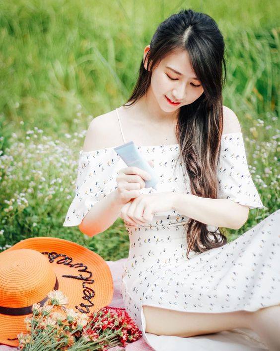 使用身體乳自帶香氣。