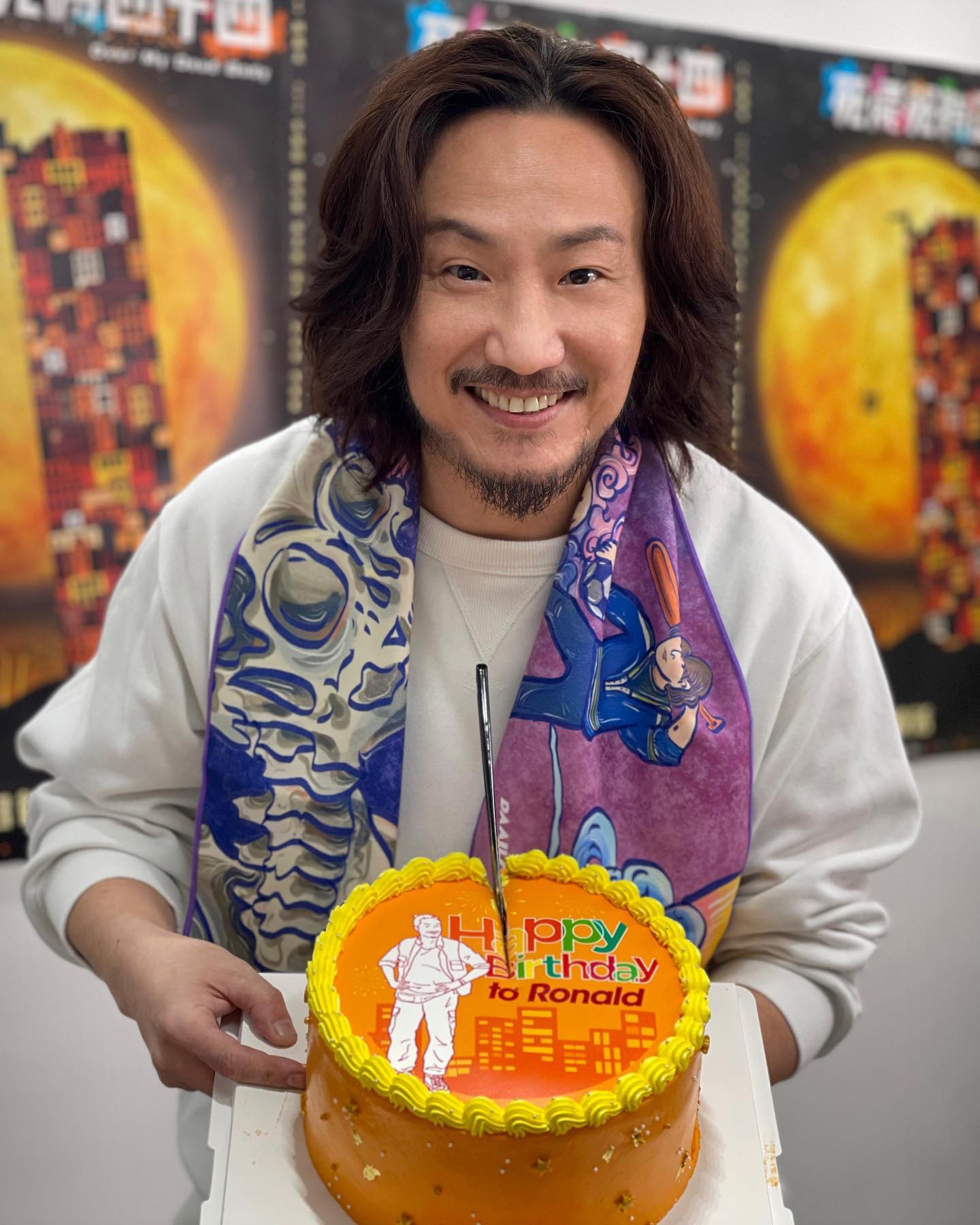 雙魚男浪漫和感性,當他們談戀愛時會全心投入,對伴侶極度專一。