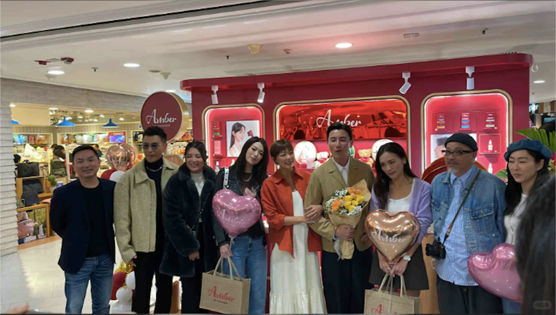 近日陳展鵬與單文柔獲邀出席活動，胡定欣竟也在現場，「新歡舊愛」第一次同場！