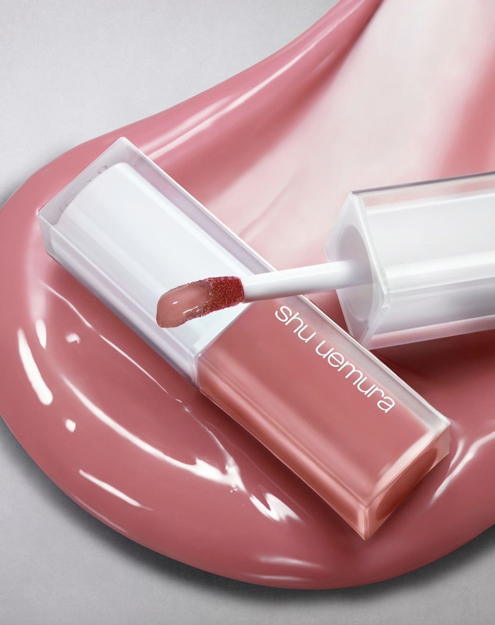 植村秀 絹感潤護水光唇釉 $305