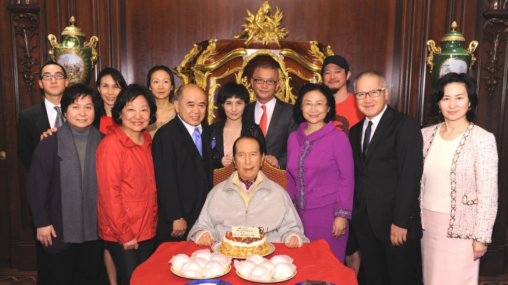 賭王曾發生爭產風波。