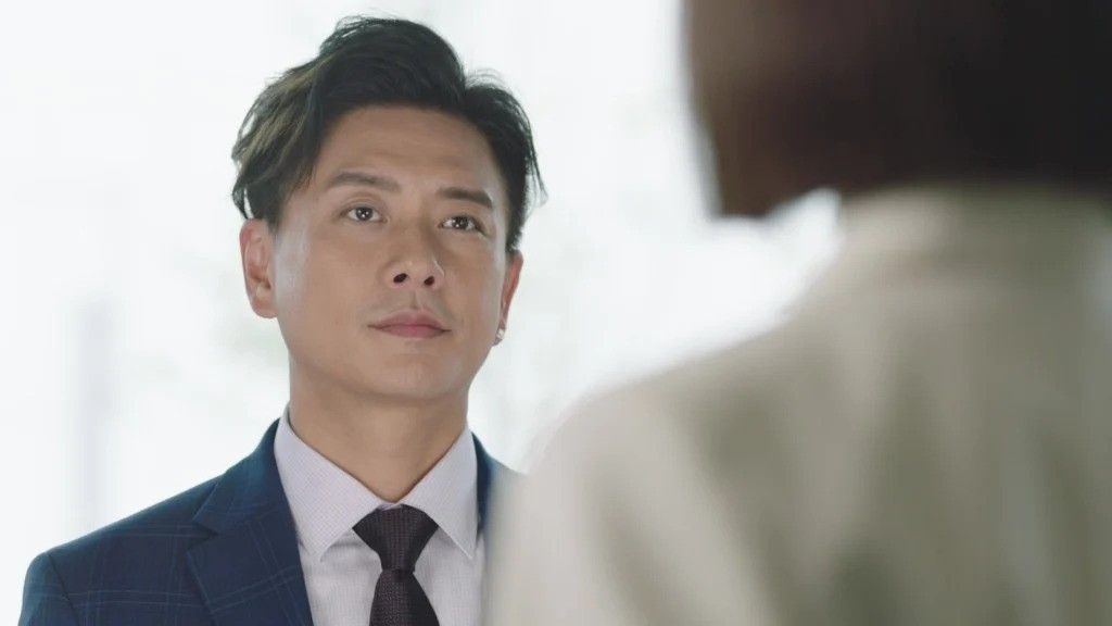 《新聞女王》大結局時黃宗澤以「古肇華」身份出場埋下伏筆，更霸氣說：「只有國王，冇女王。」