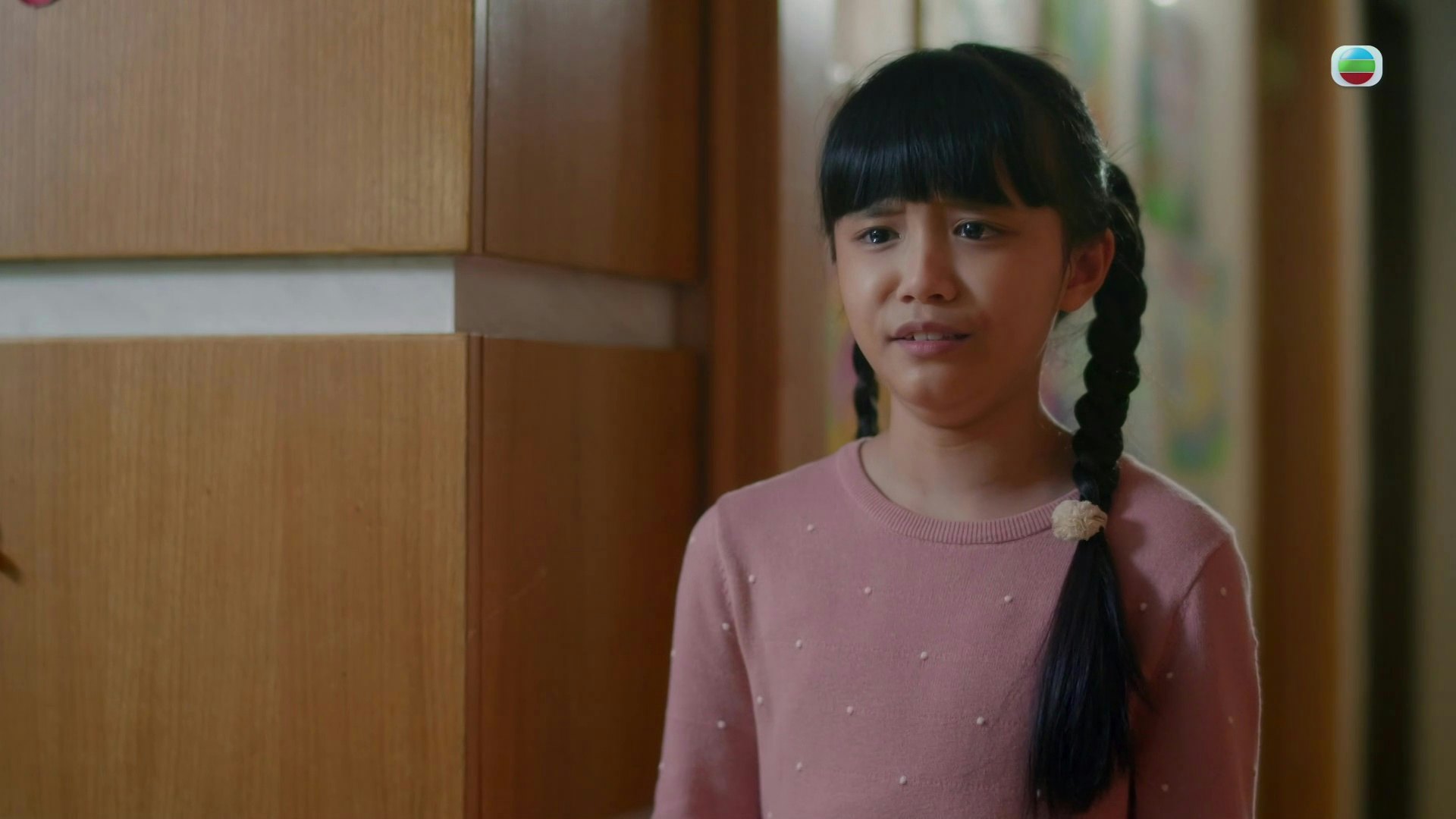 鄭淽月成功演繹出由天真、擔憂、古惑、左右為難，到後來的痛苦、失望、憤怒、崩潰、叛逆及行屍走肉等不同情緒，而獲得大量好評。