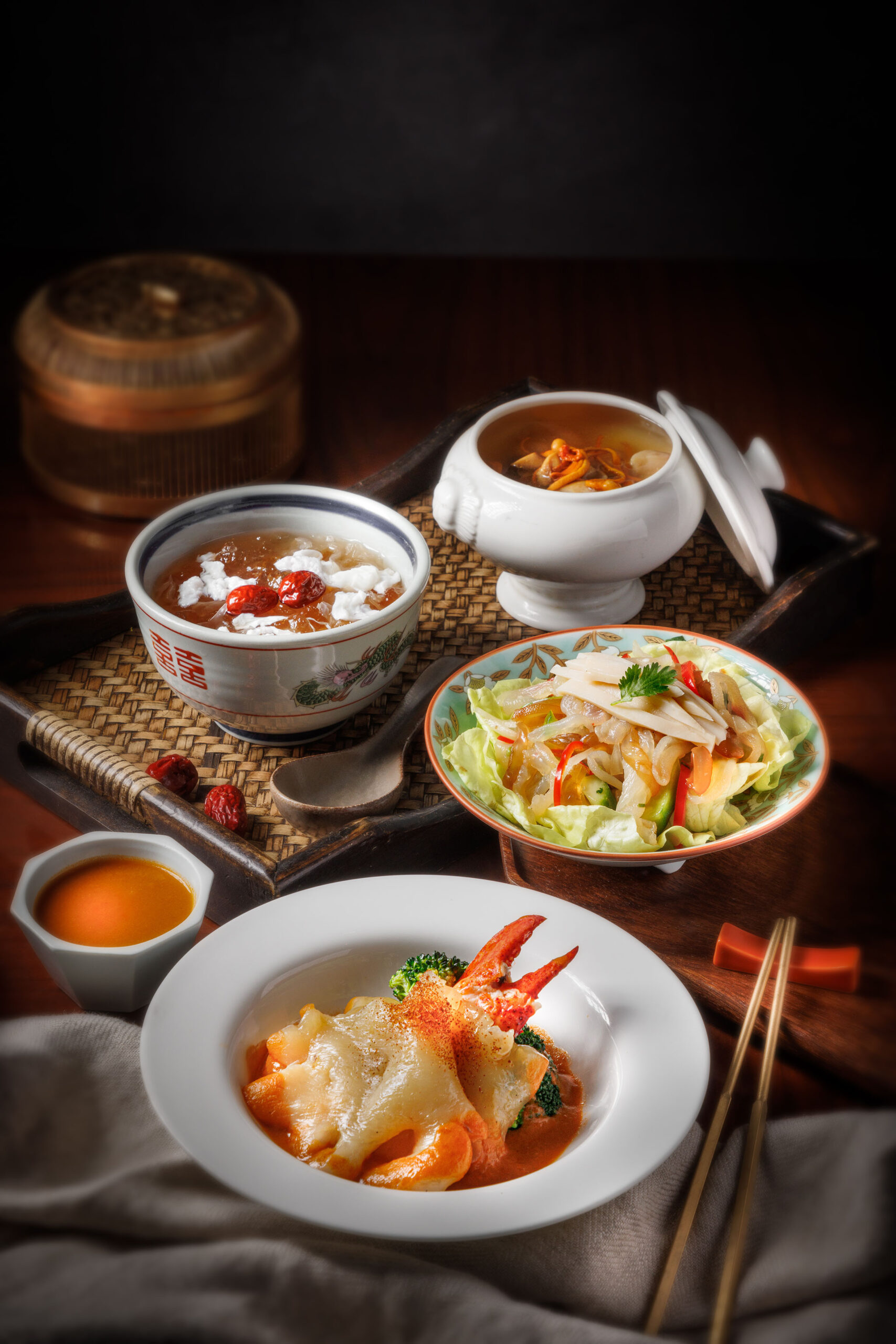 花膠鮑魚滋補自助晚餐。