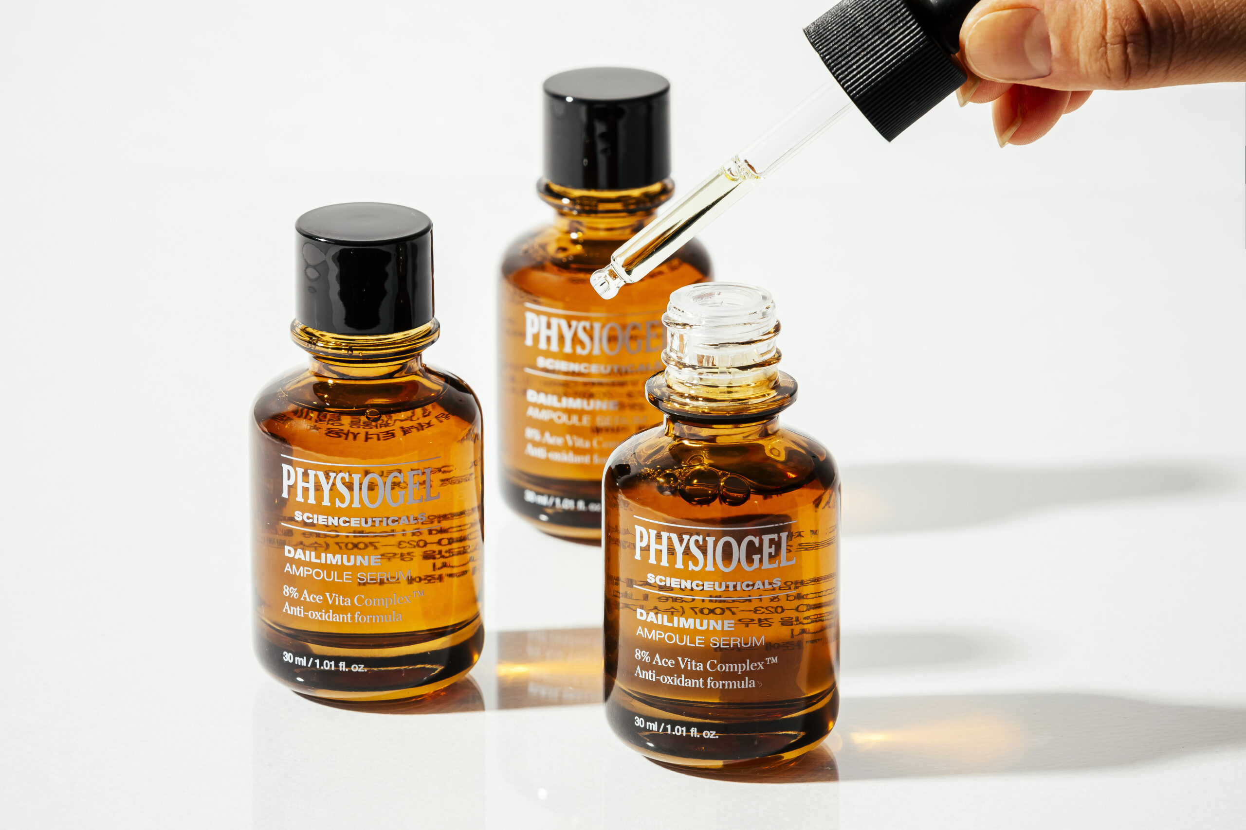 Physiogel 逆齡抗氧精華液 HK$469/30ml