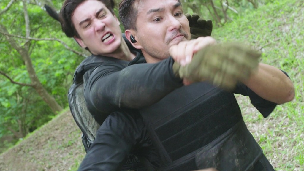 外籍演員與陳展鵬激戰。