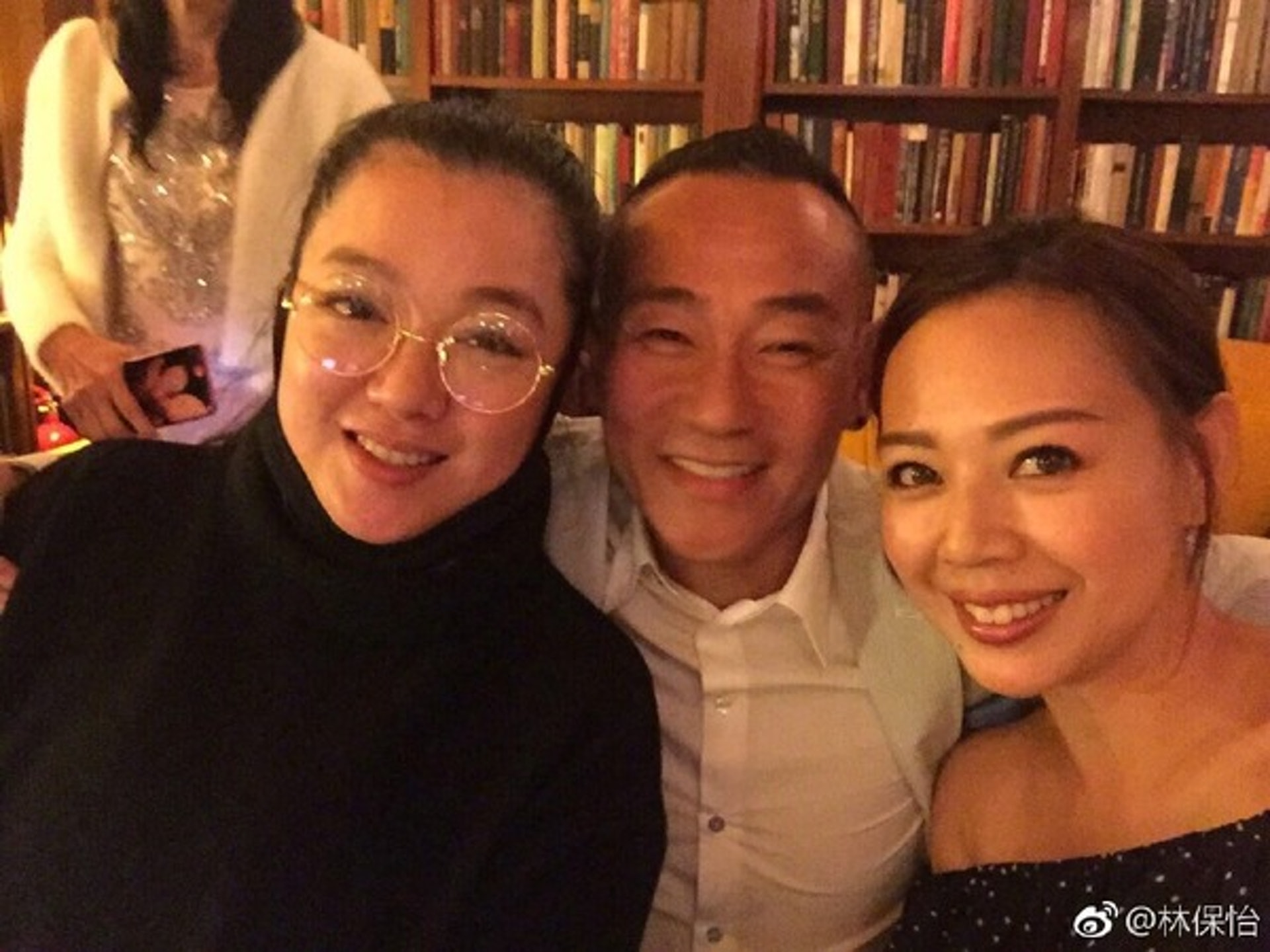 在李珊珊患病期間，林保怡不時探望她。