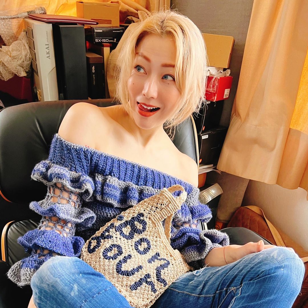 鄭秀文經常在社交平台展現出積極的做人態度。