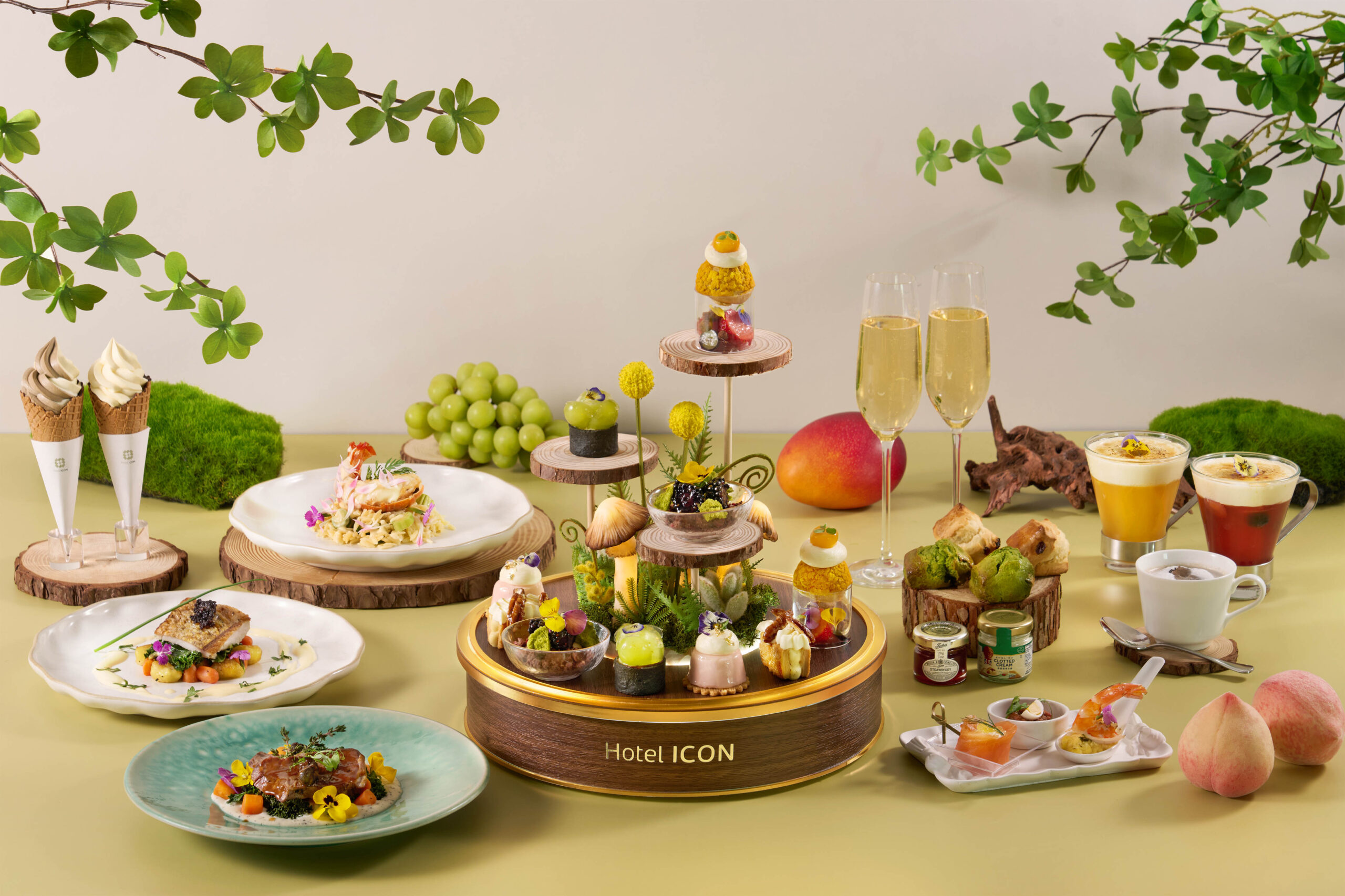 唯港薈首次與理大未來食品研究院(RiFood)及食品科學及營養學系(FSN)合作推出森煥輕盈日本水果AkkMore™下午茶。