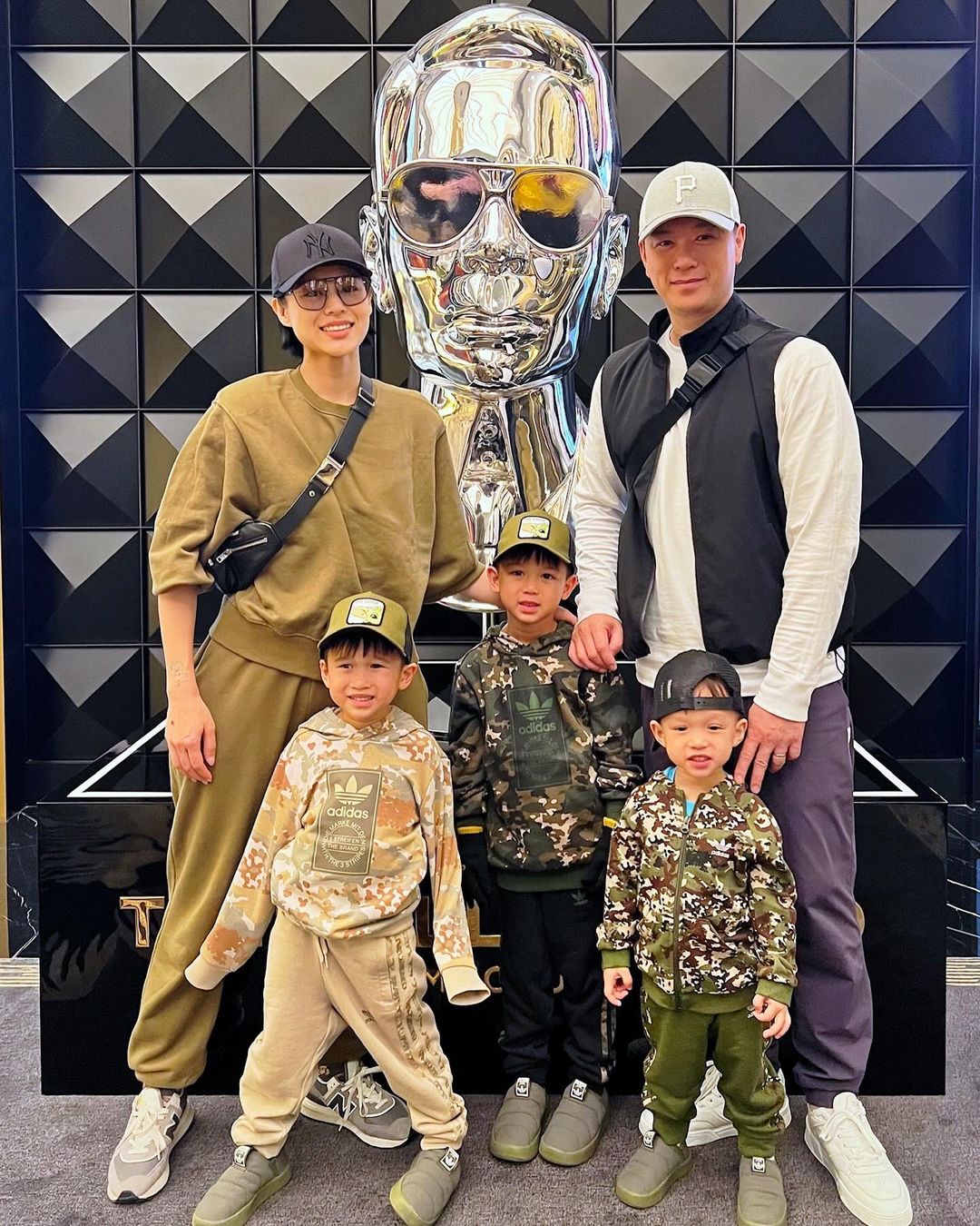 胡杏兒認為，夫妻關係好，小朋友才會好。