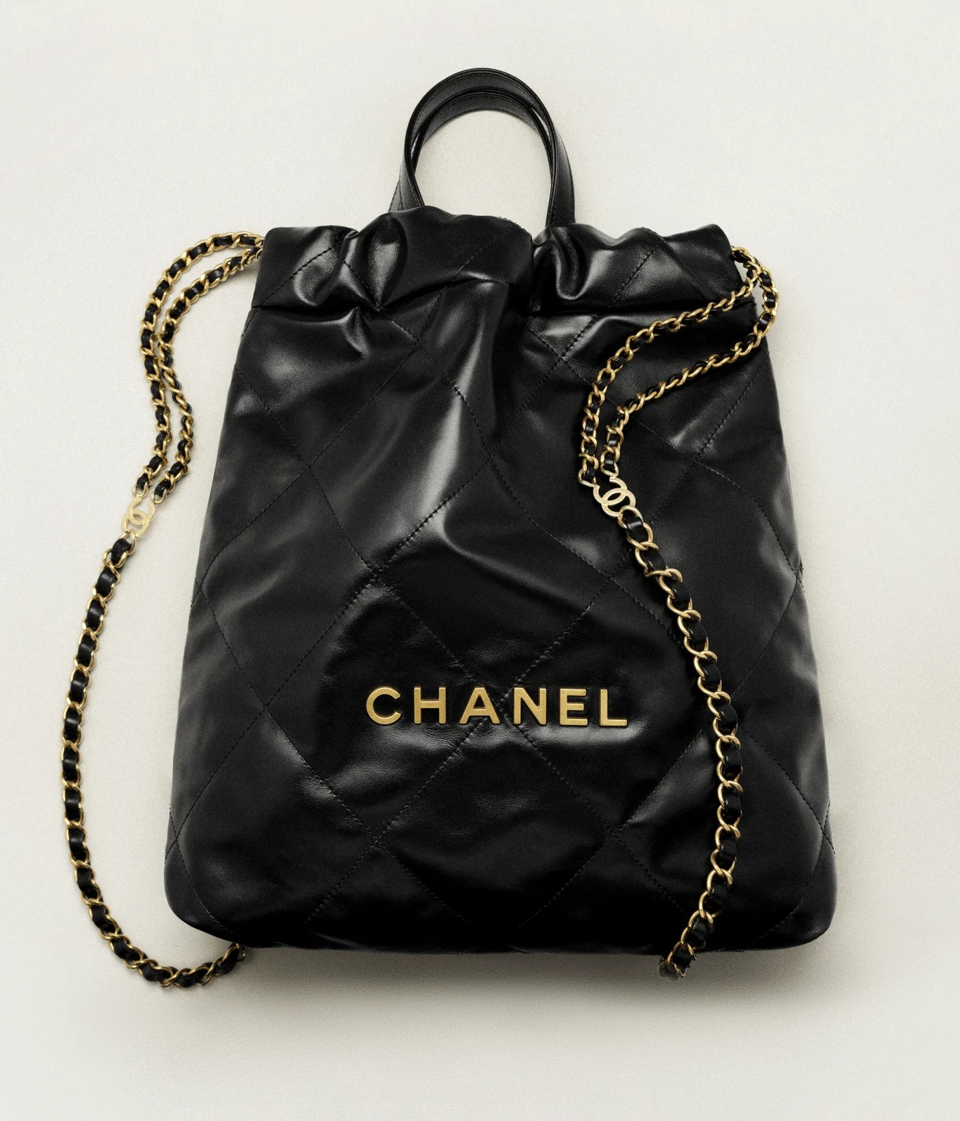 CHANEL 22背囊 HK$44,500