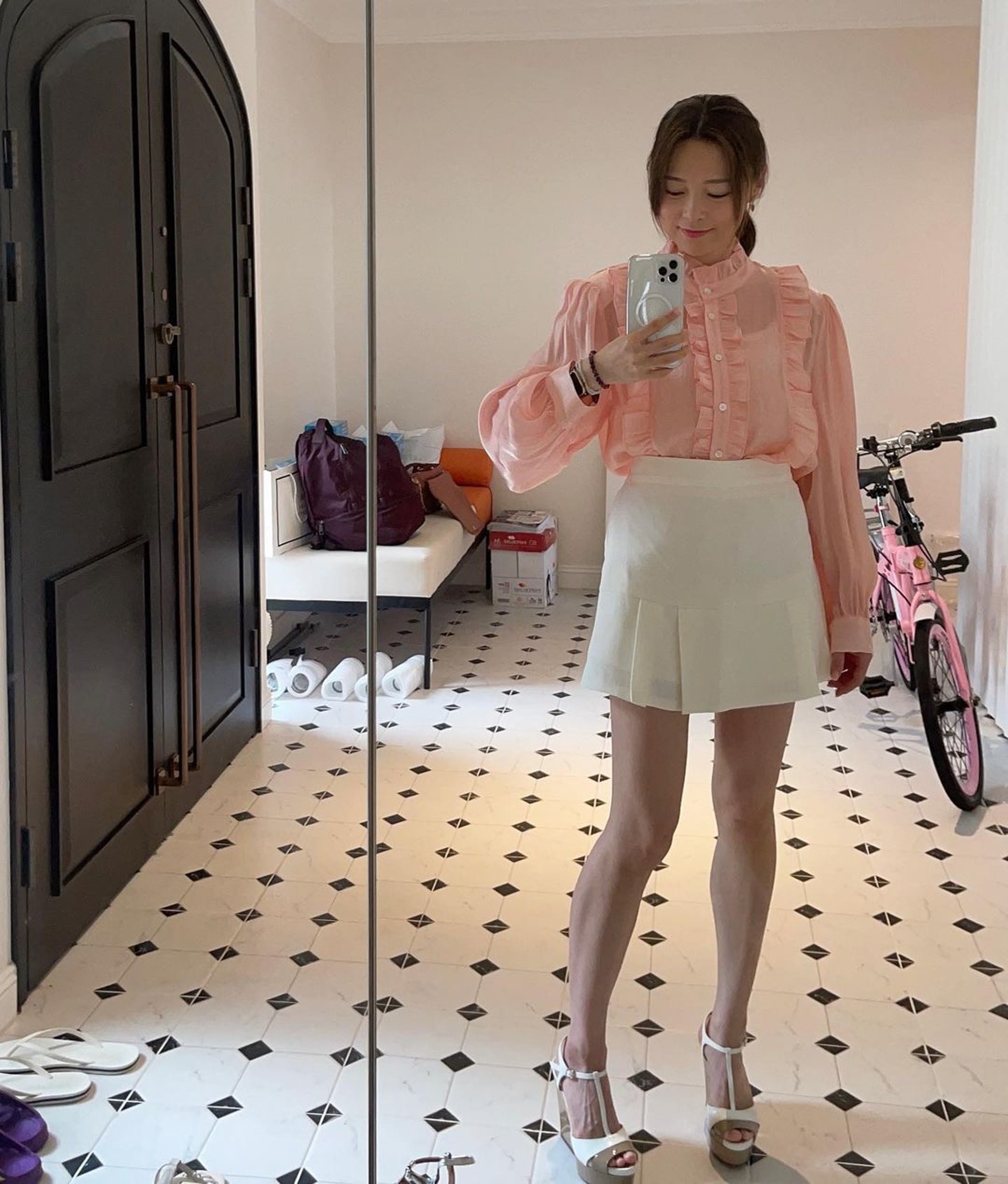 近年歐倩怡在社交平台晒的絕大部分是單人照。