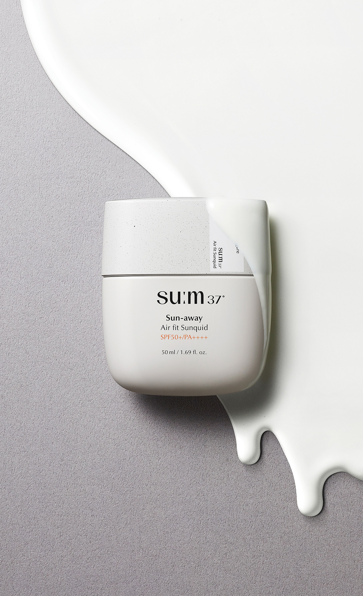 su:m37 清涼水感空氣防曬霜 HK$330/50ml