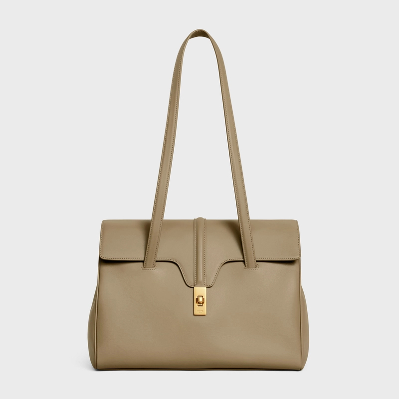 Celine Soft16是Celine16系列的其中一員