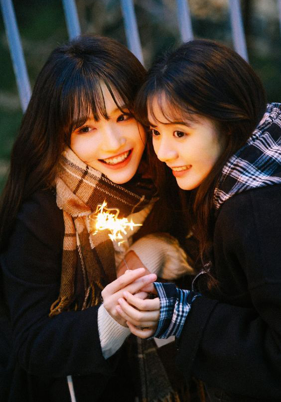 當你發現你的閨蜜也有相似的缺點時，你會感到一種莫名的親切感。