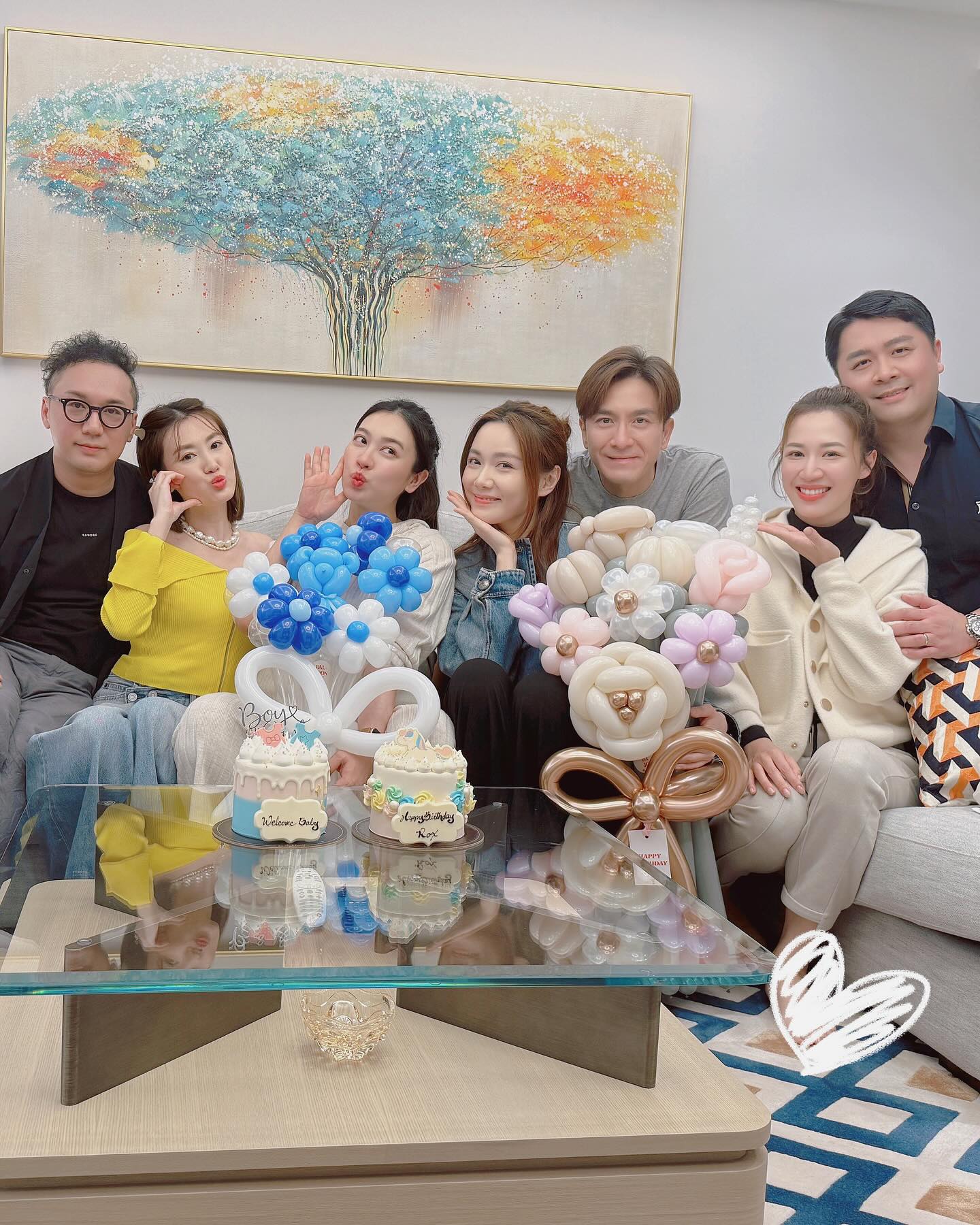 不能與櫃檯談論太多自己男友的事情。