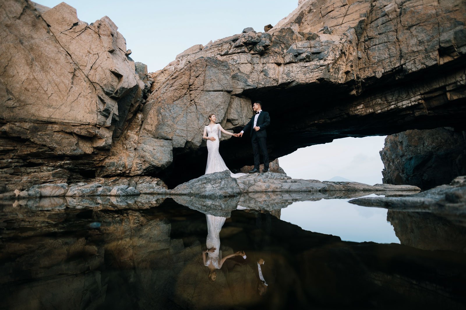 如果你想拍出秘境、隱世的婚照，有秘境之稱的鶴咀絕對是最佳選擇。