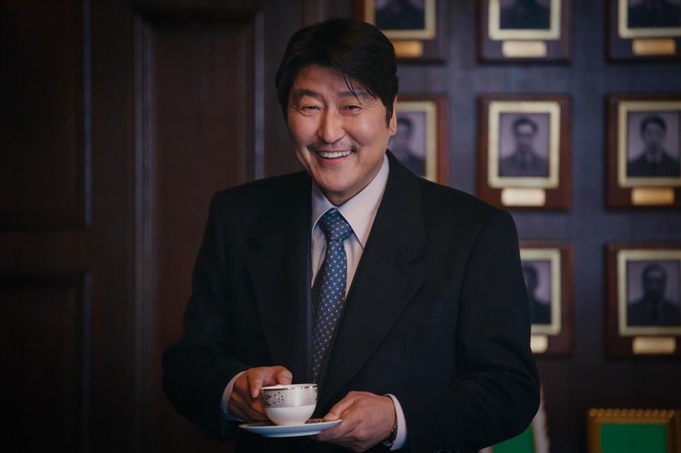 宋康昊飾演的三食大叔，愛徒心切，甚至願意犧牲自己。