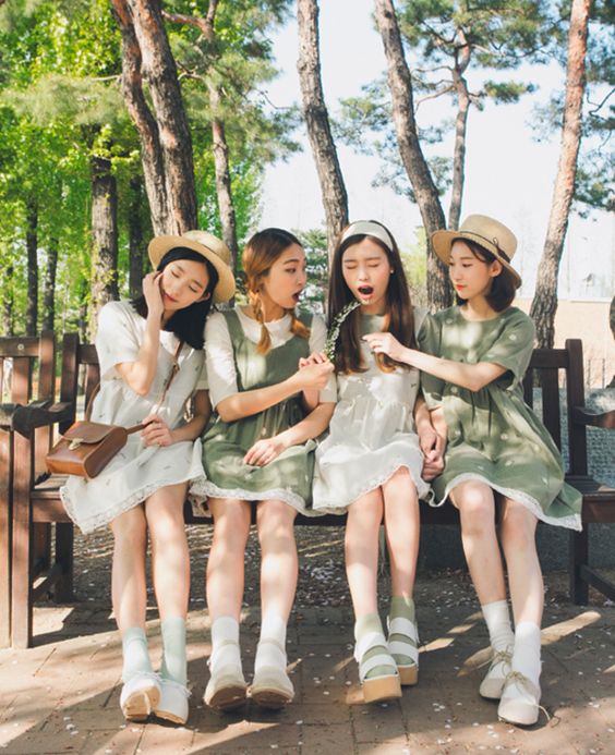 難得見面卻想著飯局快點結束回家。