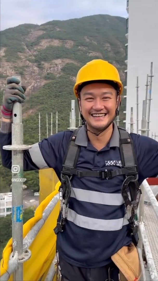 吳浩康不時在社交平台分享自己的地盤工日常。