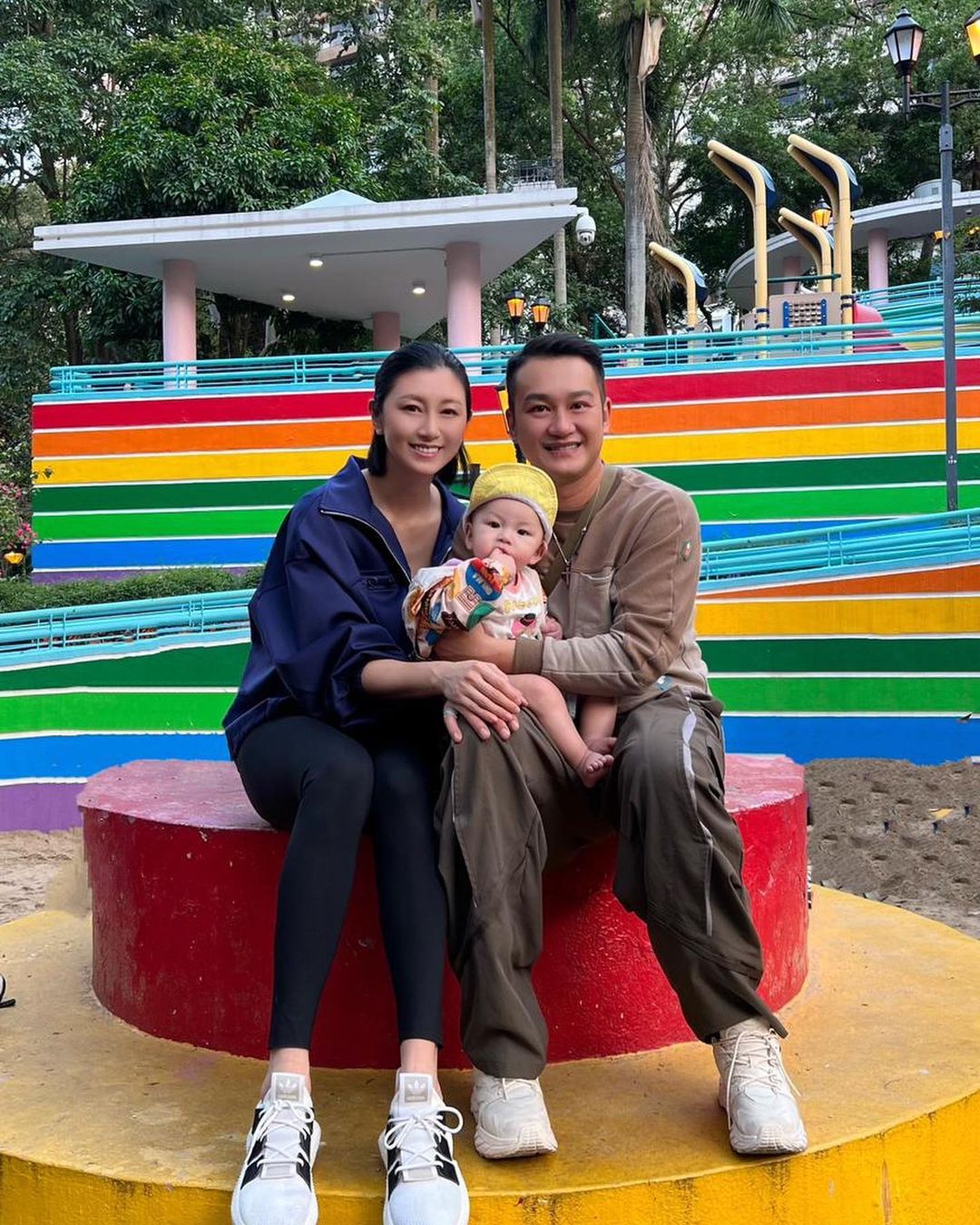 吳浩康變成顧家好男人。