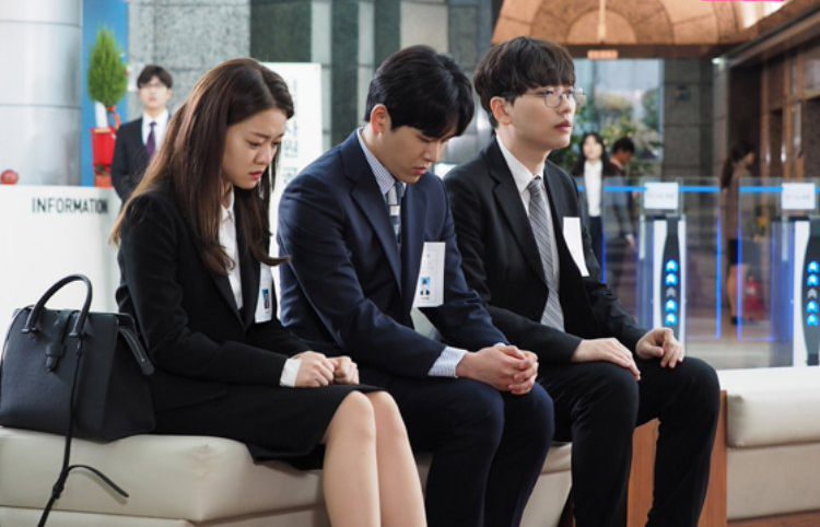 面試時盡量不問薪水問題。