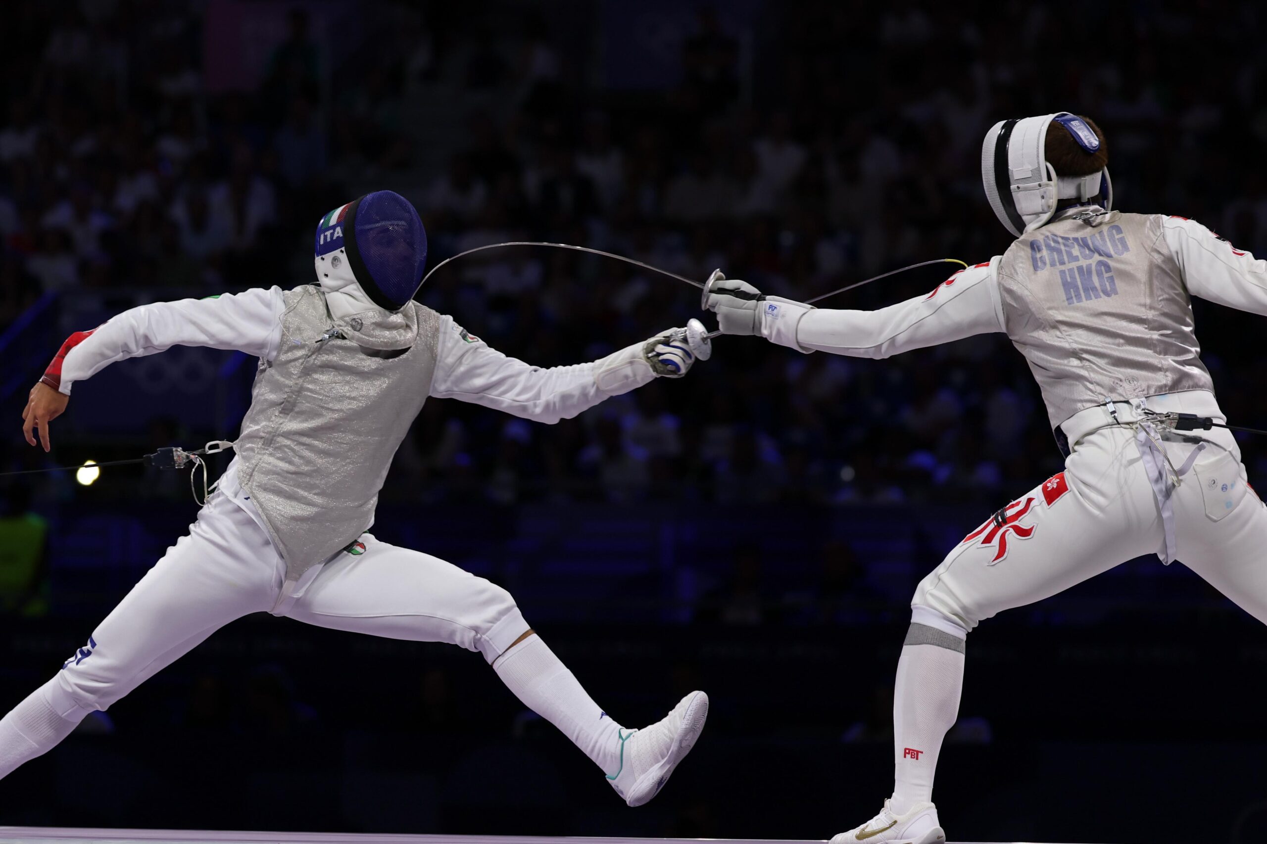 張家朗在2024巴黎奧運會,男子花劍個人賽爭金,決賽更以15:14擊敗意大利選手馬治。