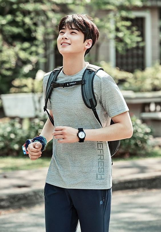 射手男崇尚自由，不喜歡受到束縛。