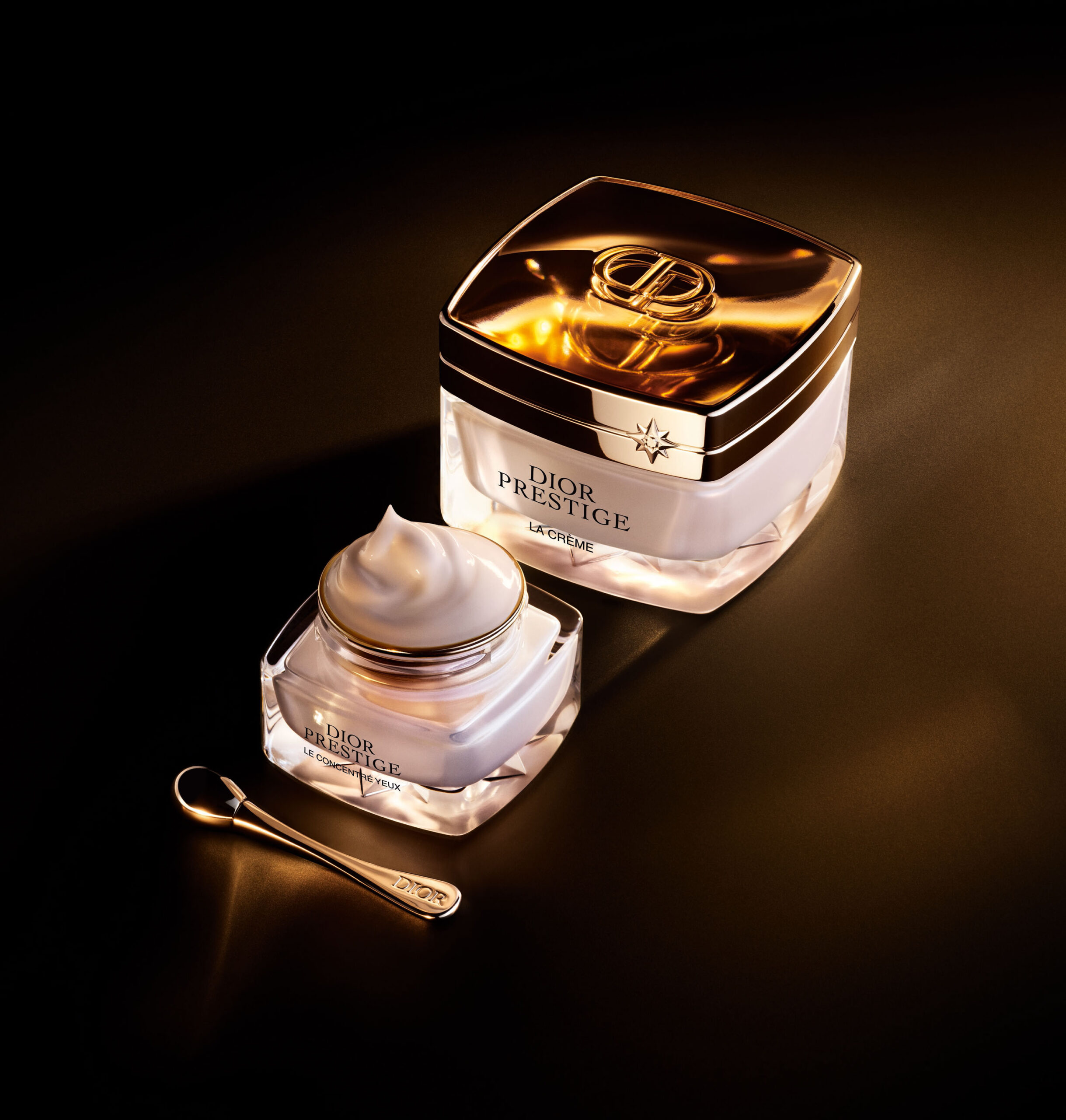 Dior玫瑰花蜜活顏再生眼霜 HK1,900/15ml