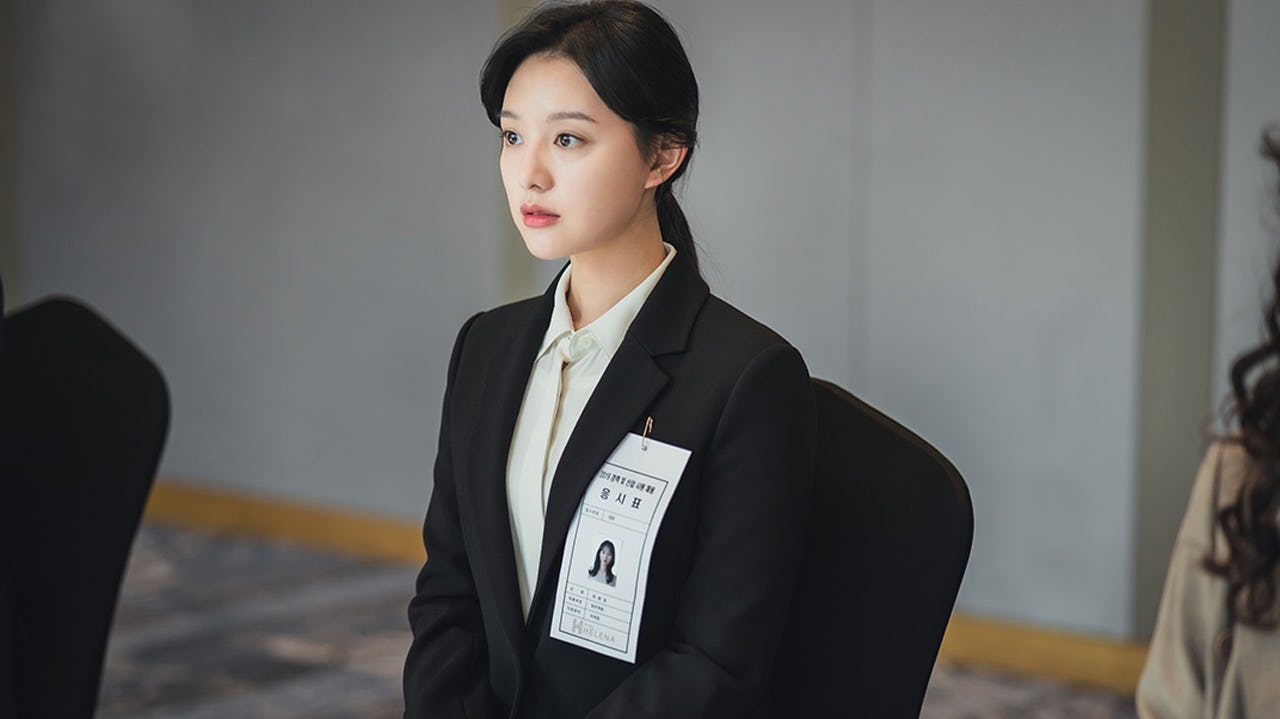 自我介紹有助於面試官快速建構對你的認識。